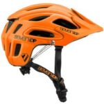 M2 Boa Helm Matt Orange XS - Fortschrittlicher Schutz für Trail Riding