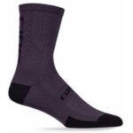 Staubige lila socken des hrc-teams größe 40-42