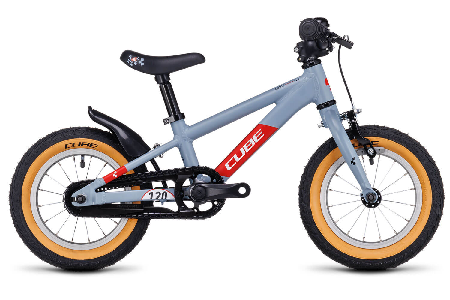 Cube Kinderfahrrad Cubie 120 RT:Hier stellen wir das neue Cube Kinderfahrrad vor. Es hat 12 Zoll Reifengr?sse und ist das erste und kleinste Kinderfahrrad von Cube. Perfekt f?r dein Kind zum Radfahren lernen. Es wird schnell Freude entwickelt und schon bald sicher und souver?n die Strassen auf- und abfahren.Die kindgerechte Ausstattung mit schmalem Lenker und Bananen-Sattel