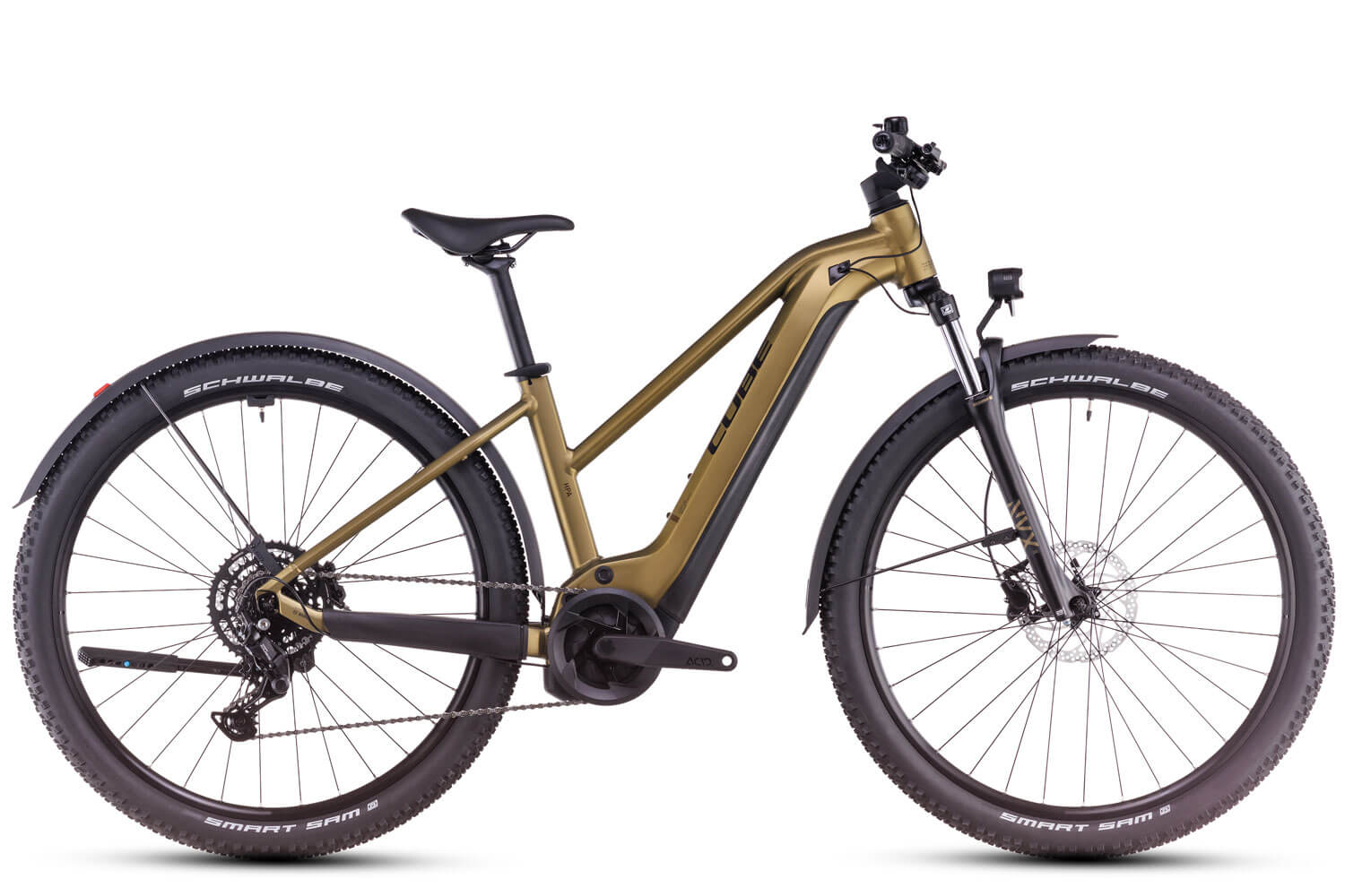 Cube E-Bike Mountianbike Reaction Hybrid Performance 625 Allroad?Trapez 2025 Das Reaction Hybrid Performance 625 Allroad Trapez?kombiniert die Robustheit und Vielseitigkeit eines?Mountainbikes mit dem geschmeidigen Support durch einen Bosch Performance Line Motor und?hochkapazitiven 625 Wh Akku. Dieses Cube E-Bike hat einen Trapez Rahmen: Trapez bezieht sich auf das steil abfallende