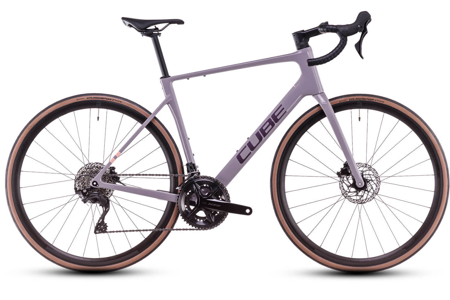 Cube Rennrad Attain C:62 Race 2025Moderne?aerodynamische Optik und einen Carbon-Rahmen mit hervorragende Steifigkeitswerte f?r anspruchsvolle Anstiege und schnelle Abfahrten - Das Cube Attain C:62 Race.Um deine Energie ideal umzusetzen