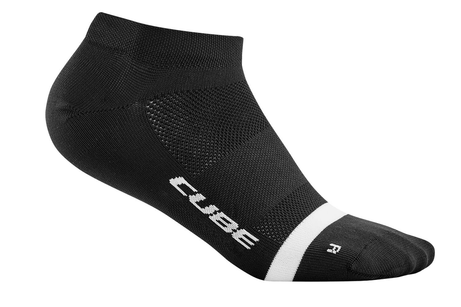 Cube Socke Low Cut:Hier haben wir tief geschnittene Socken f?r Fahrrad-FahrerInnen und Fahrrad-Begeisterte. Dank kurzem Schaft passen die Socken super in deine Fahrradschuhe oder in der Freizeit.Vor allem f?r den Sport eignen sich die Socken sehr gut